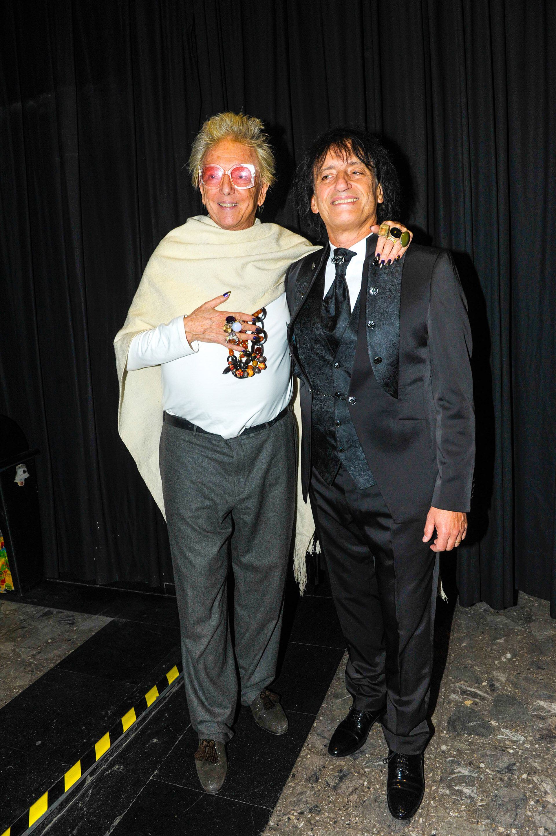 Pepe Cibrián y Ángel Mahler en la despedida de su creación Drácula, el musical en el estadio Luna Park (RS Fotos)