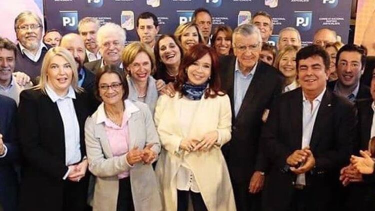 Cristina Kirchner, en el Congreso del PJ. Después de esa reunión decidió blanquear sus aspiraciones políticas