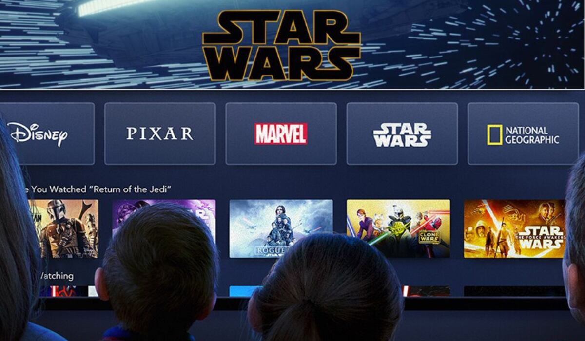 La disponibilidad exclusiva de Star Wars en Disney+ se debe a la estrategia de consolidar sus propiedades más valiosas en su plataforma, ofreciendo un atractivo centralizado para suscriptores y fans de estas franquicias. (Disney+)