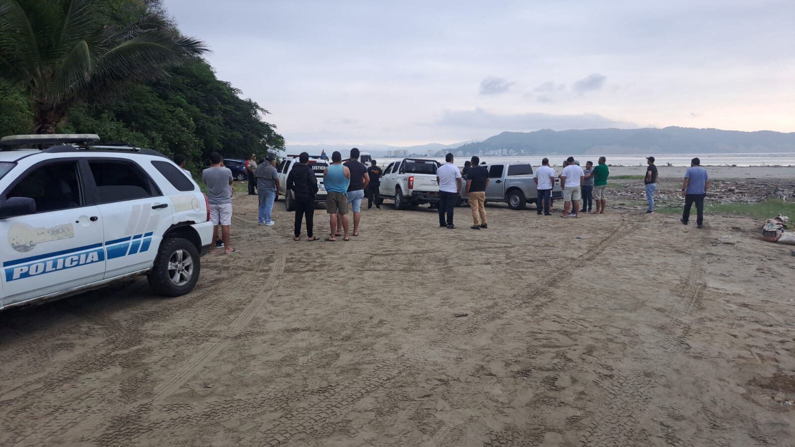 Luego de los primeros análisis se determinó que los disparos se hicieron dentro del vehículo. (Policía Nacional)