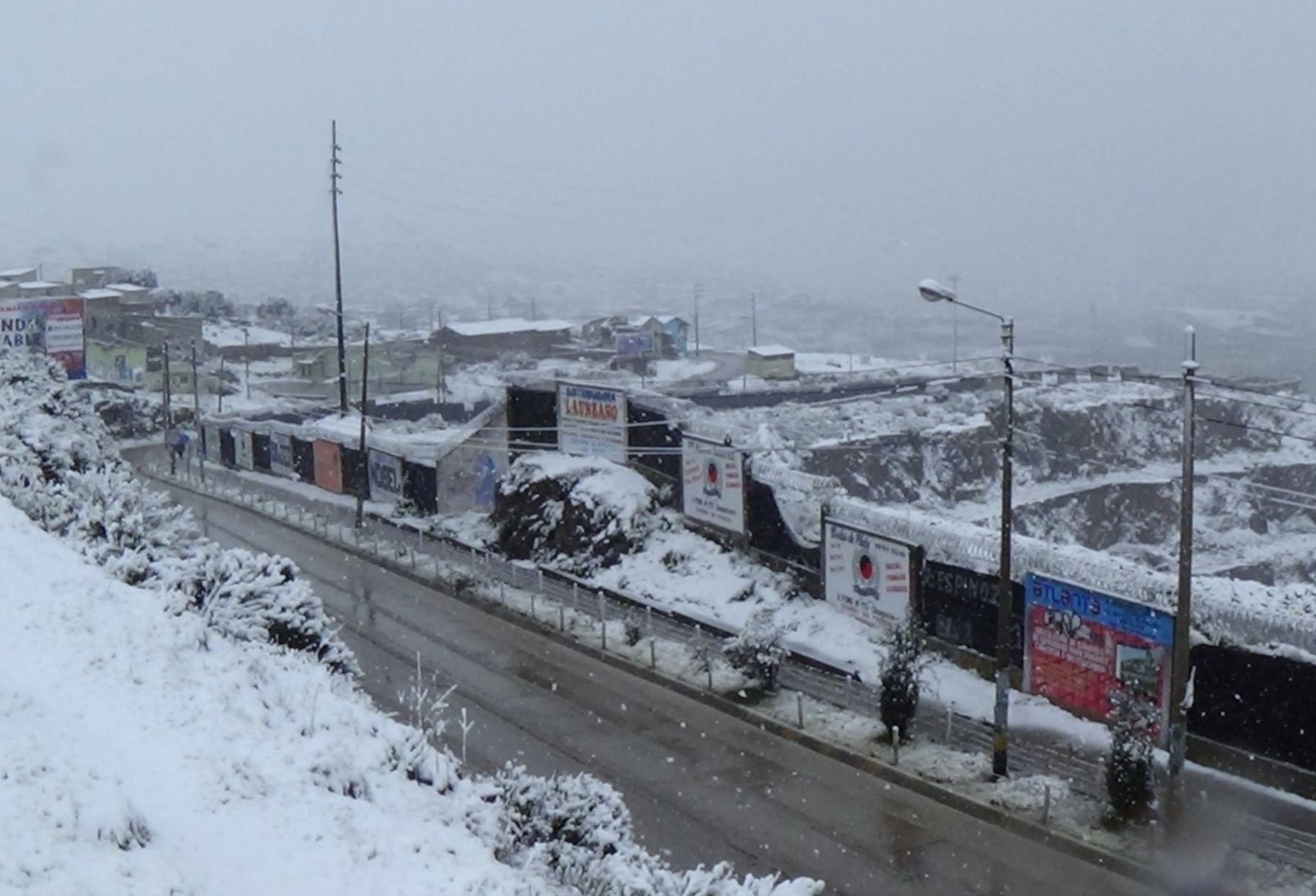 Expertos del Senamhi explicaron que DANA Esther se desarrollará sobre el océano Pacífico y su proximidad al Perú originará nieve de forma aislada. (Andina)