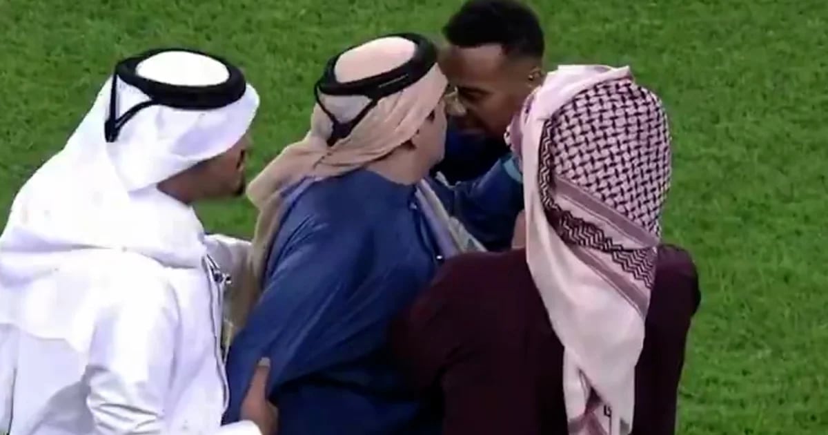 Unusual: A Qatari sheikh invaded the field of play to protest against the referee who had awarded a penalty to his opponent