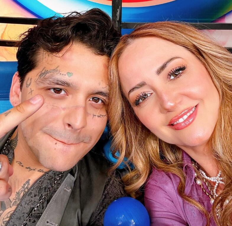 Andrea Legarreta pide que Peso Pluma cambie de look tras foto viral: “Tiene una boca preciosa” - Infobae