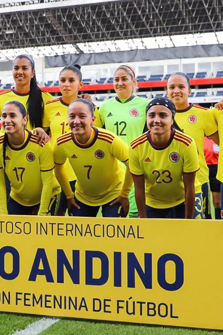 Uruguay perdió 3-2 ante Colombia en un amistoso internacional - AUF