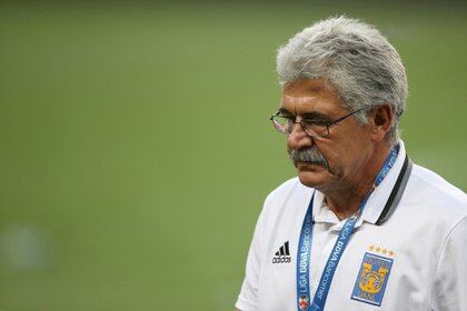 El experimentado entrenador admitió que estaba preocupado por el desempeño del equipo en los últimos partidos al cerrarse la liga regular (Foto: Edgard Garrido / Reuters)