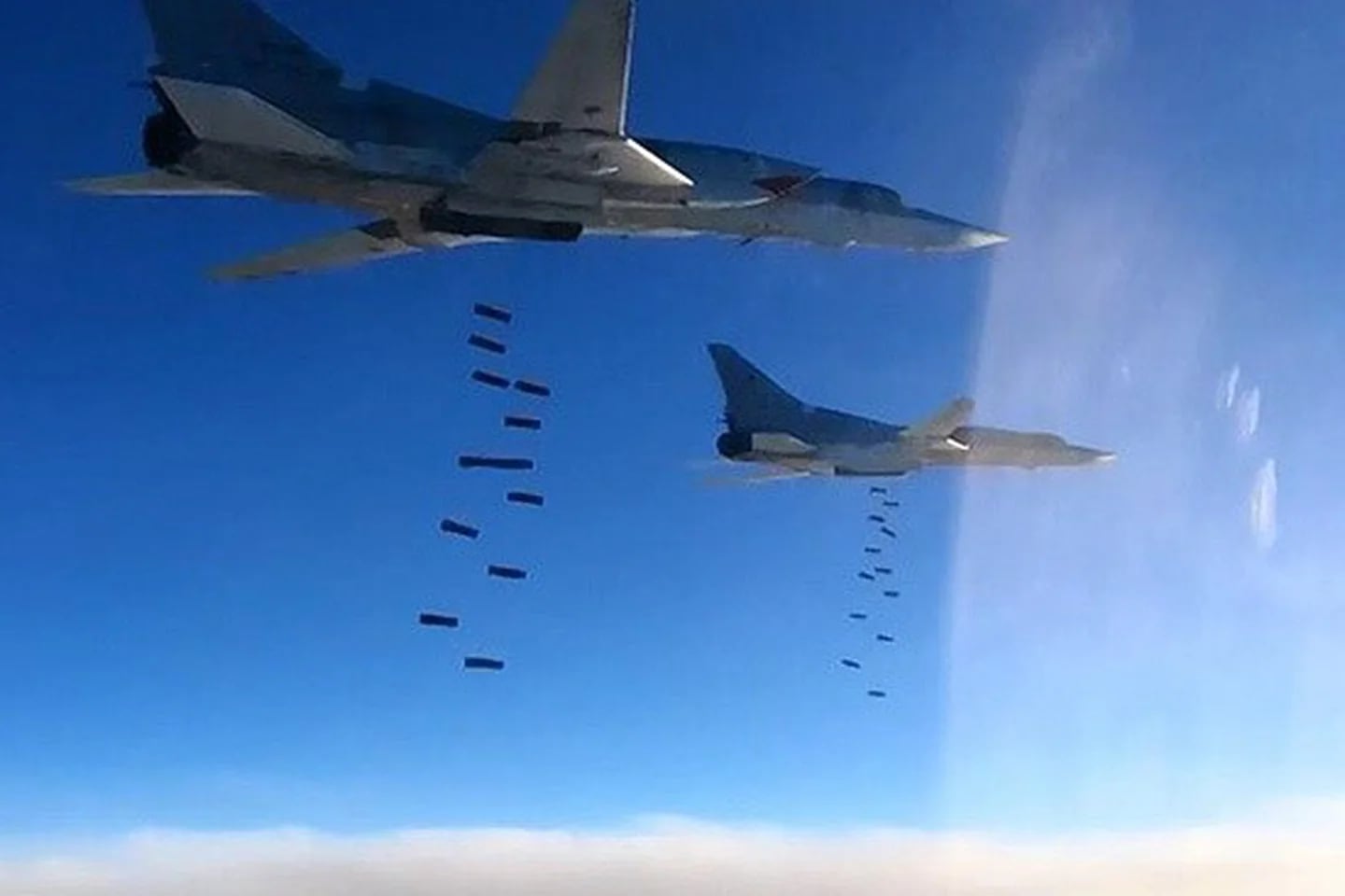 Ucrânia afirma ter abatido três caças-bombardeiros russos num só