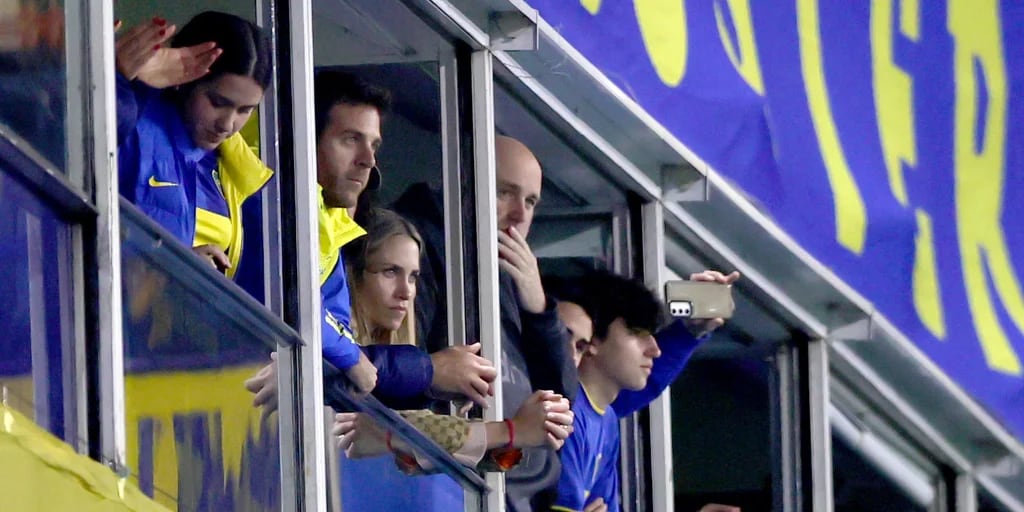 Lo que no se vio de la clasificación de Boca: las personalidades en la tribuna, el ovacionado en medio del partido y la silbatina a un histórico