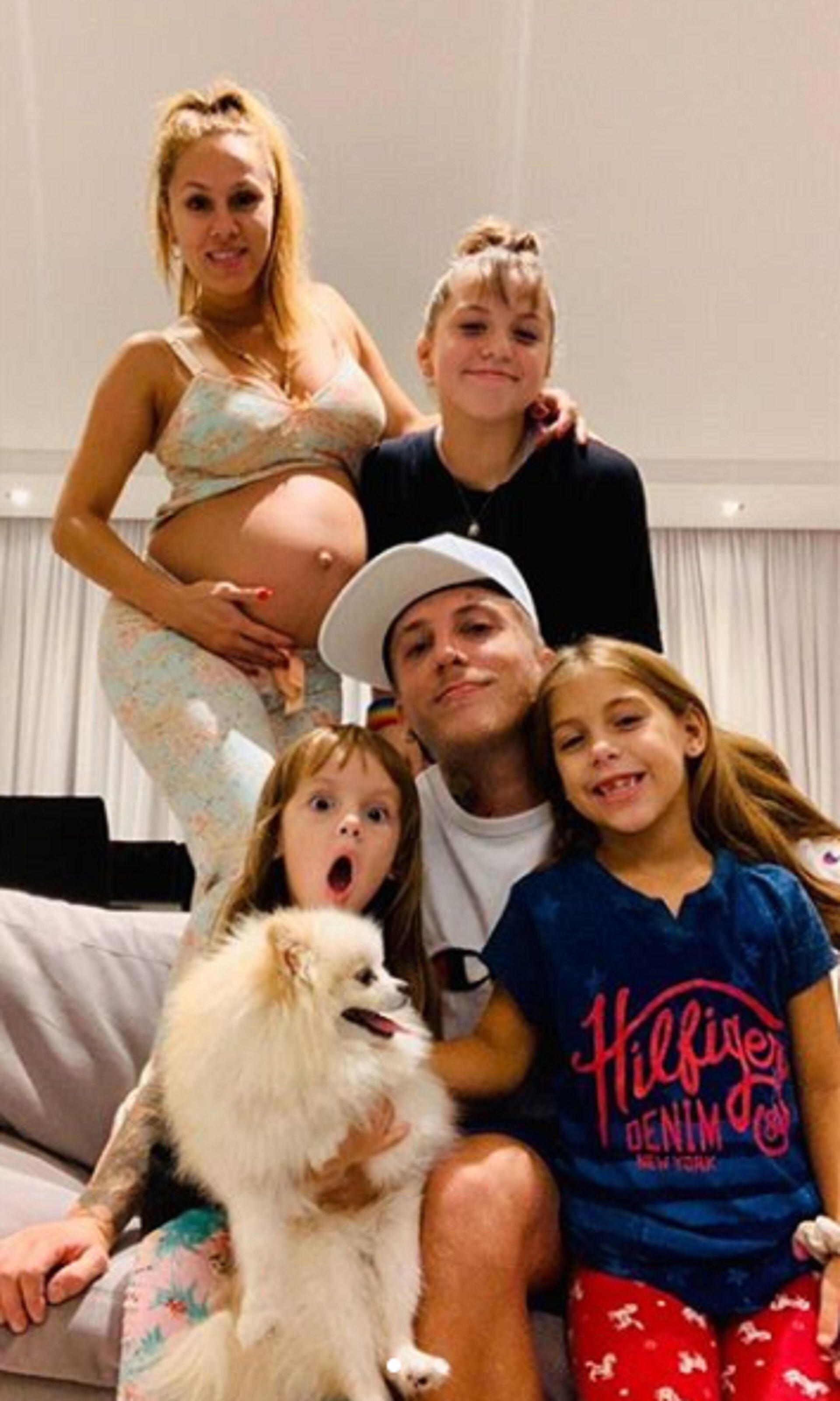 El Polaco junto a Barby y las hijas de ambos (Foto: Instagram)