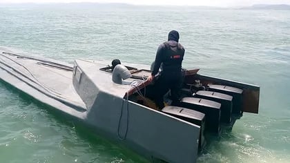 La embarcación decomisada. Fuerzas Armadas del Ecuador/Folleto vía REUTERS