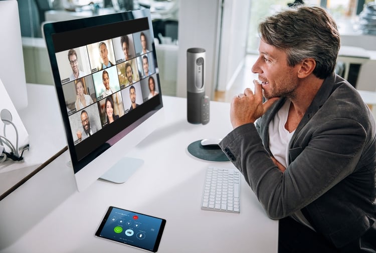 Una imagen de una videoconferencia a través de Zoom (Zoom Video Communications) 