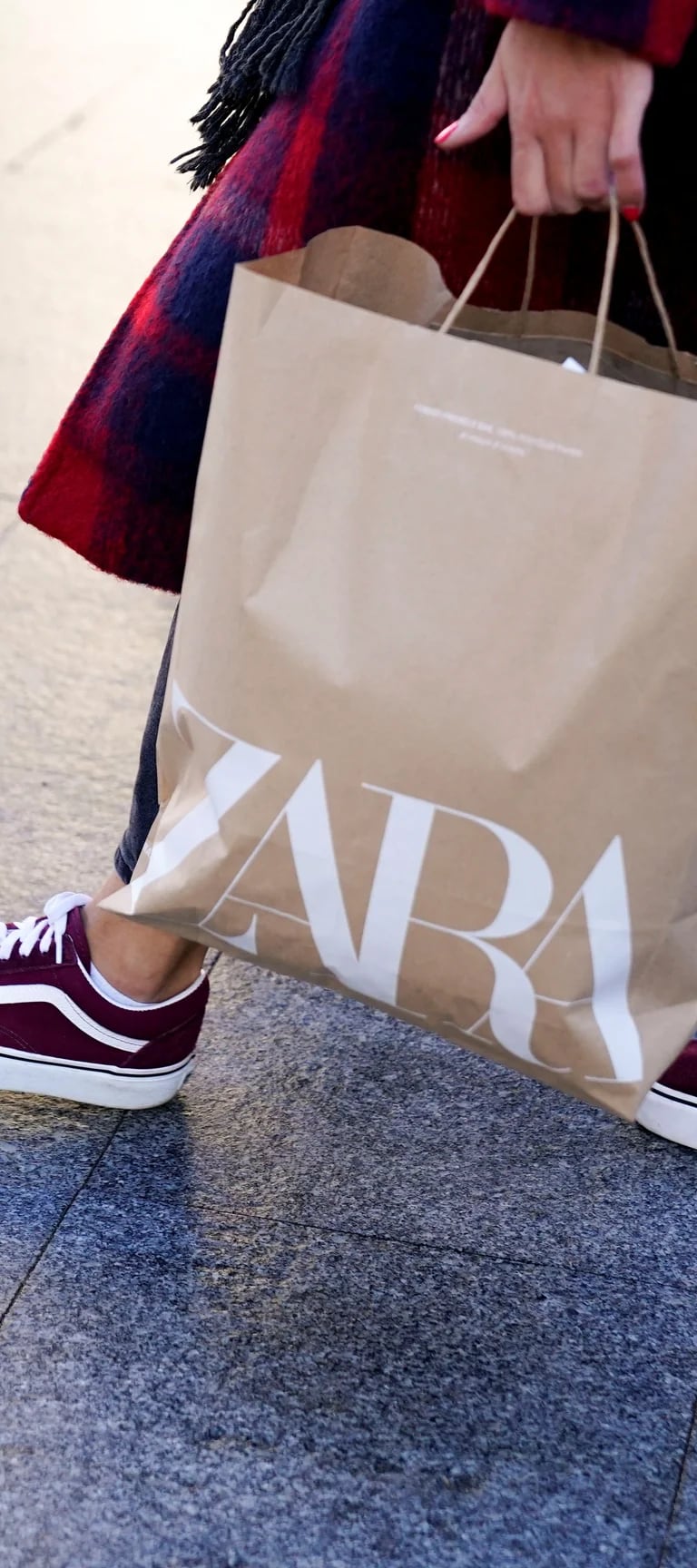 Zara anuncia la fecha de llegada de su web de ropa de segunda mano