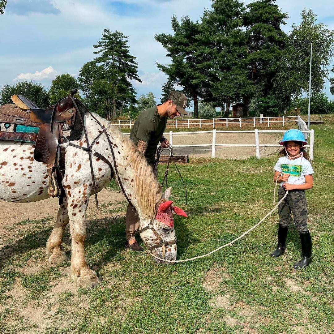 Wanda Nara le regaló un caballo a su hija Francesca