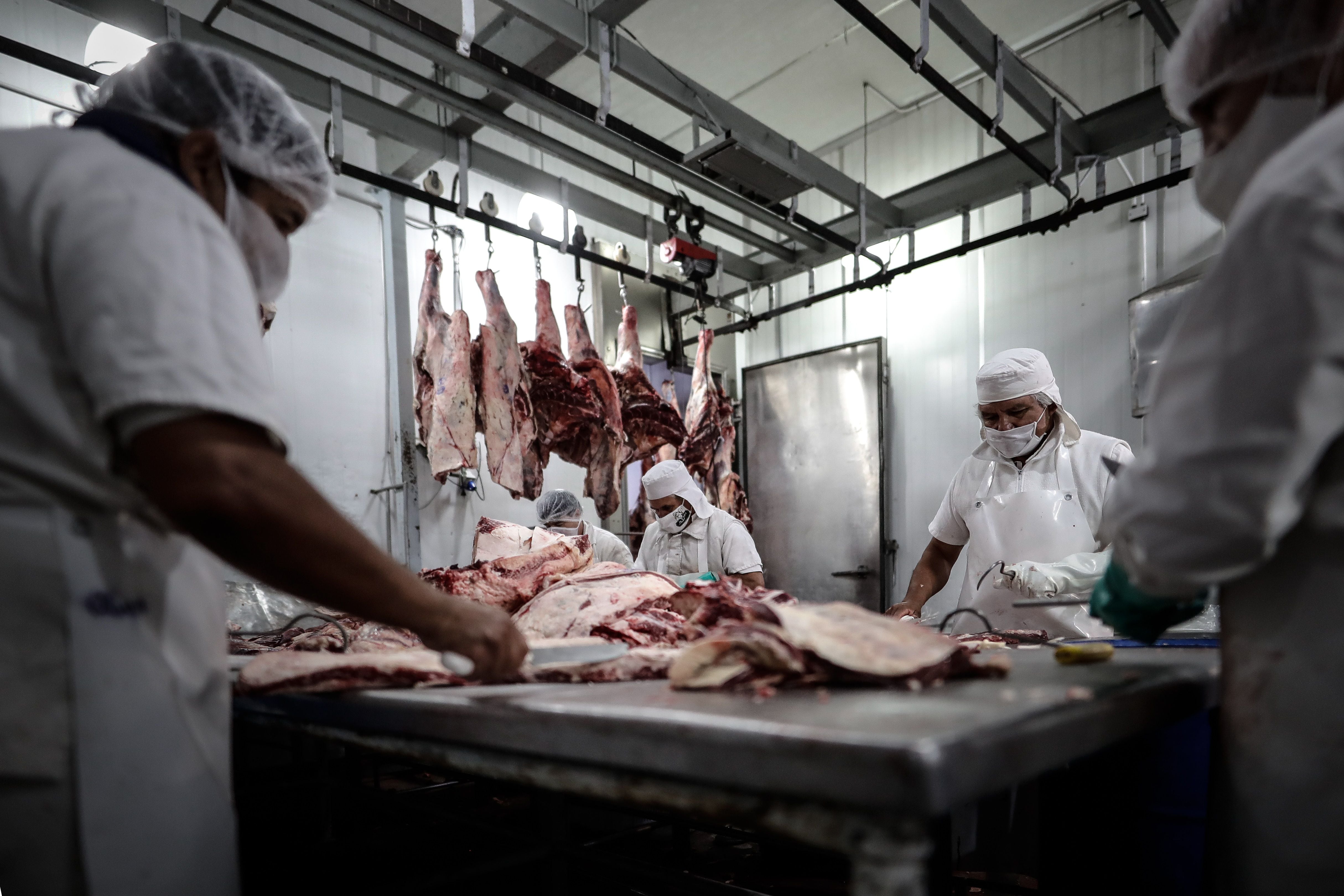 Brasil es el principal exportador de canre halal, consumida en Arabia Saudita (EFE)