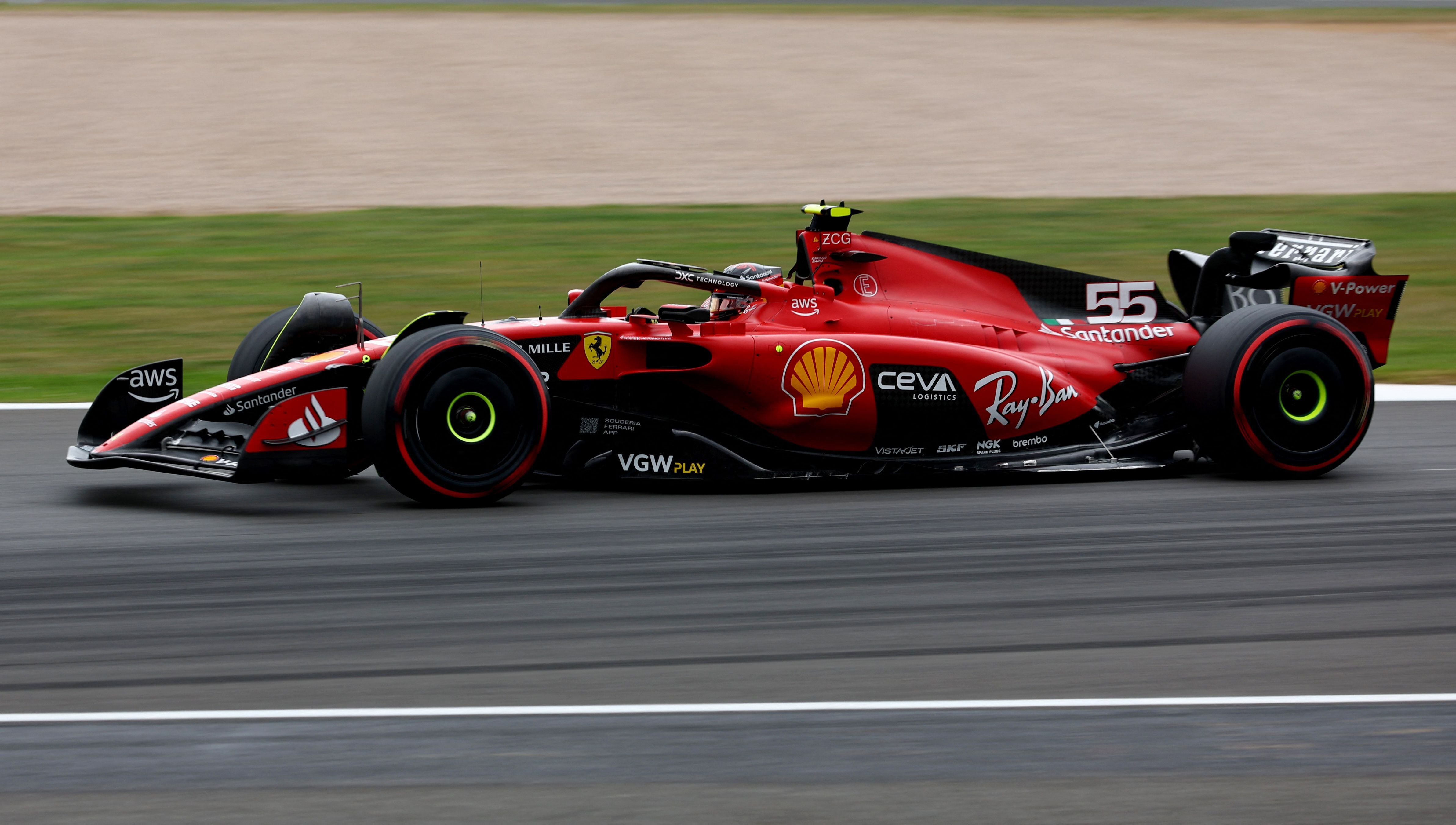 Sainz durante la clasificación del GP de Silverstone (REUTERS).