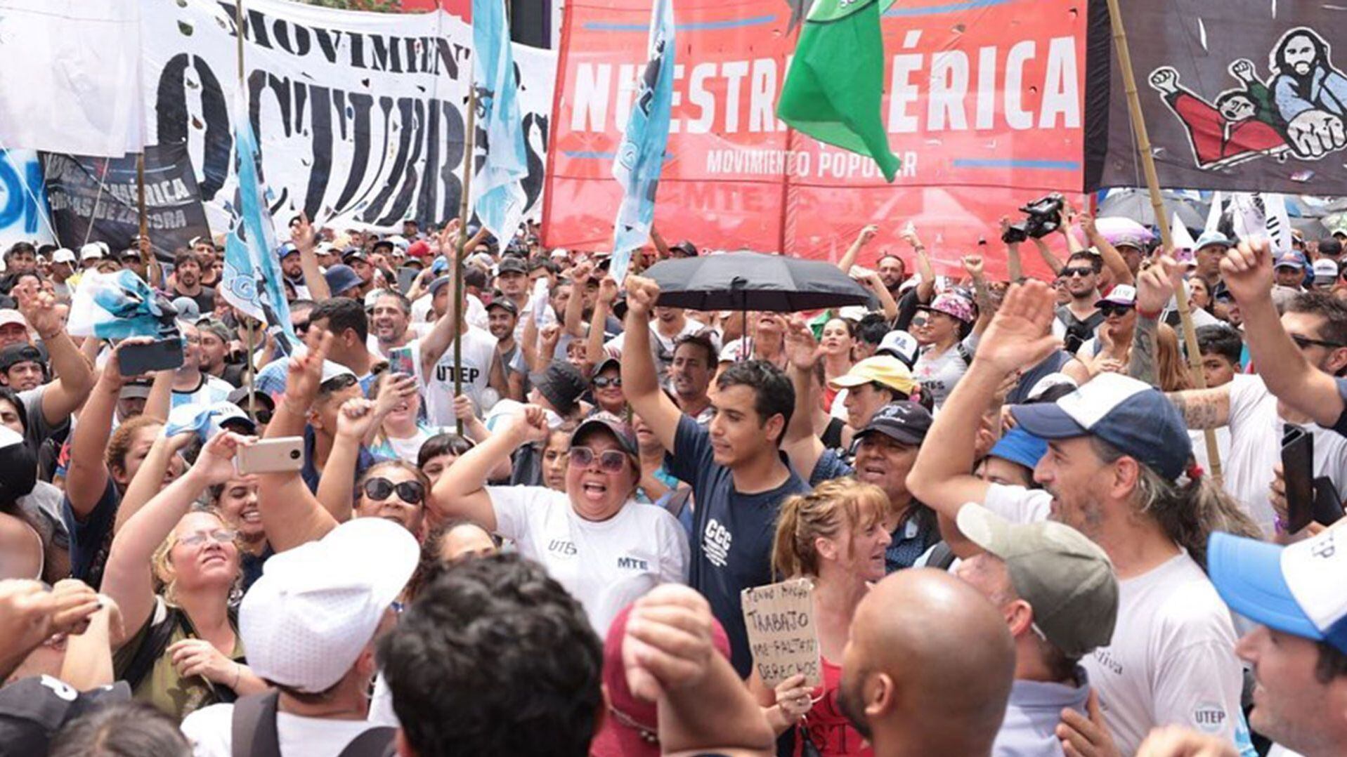 UTEP marcha Potenciar Trabajo