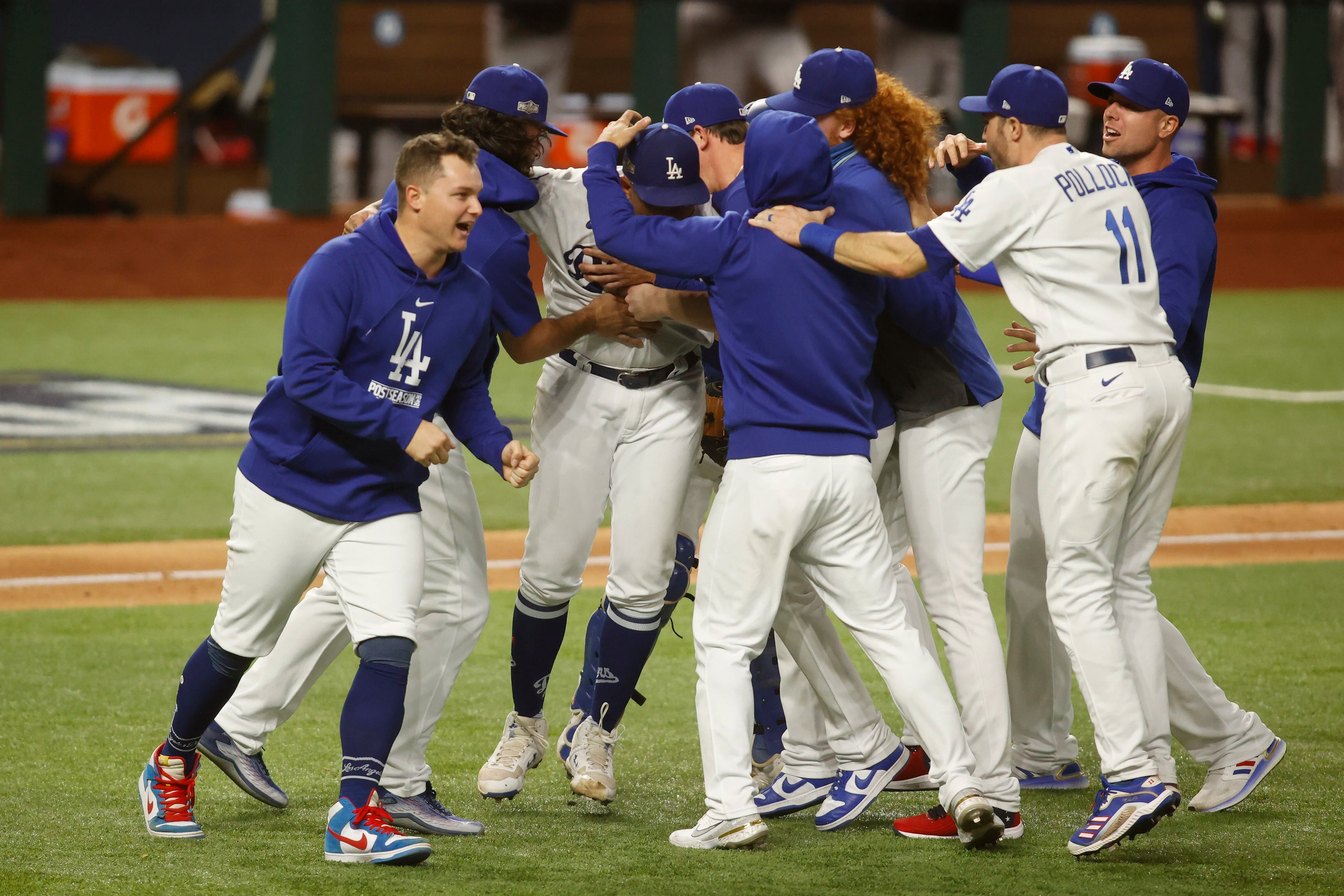 Las Mayores - Estos uniformes de Los Dodgers de Los