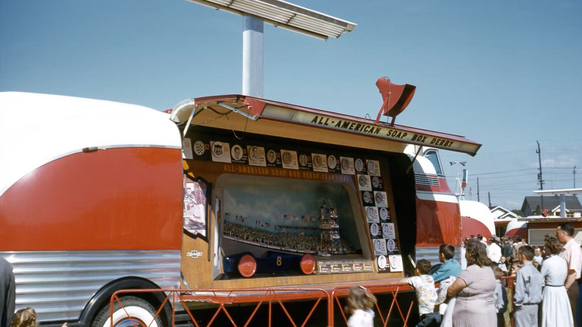 En cada exposición de los Futurliner, el público asistía con mucho interés a conocer temas tan diversos como electricidad, naturaleza, nuevos inventos o arte. Eran una enciclopedia sobre ruedas