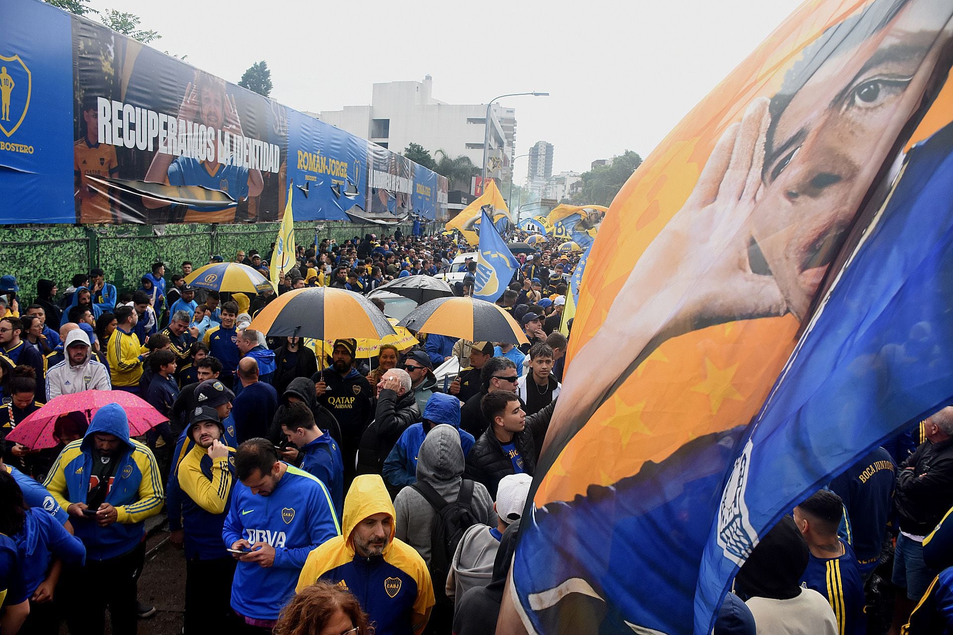 Banderazo apoyo Riquelme Boca