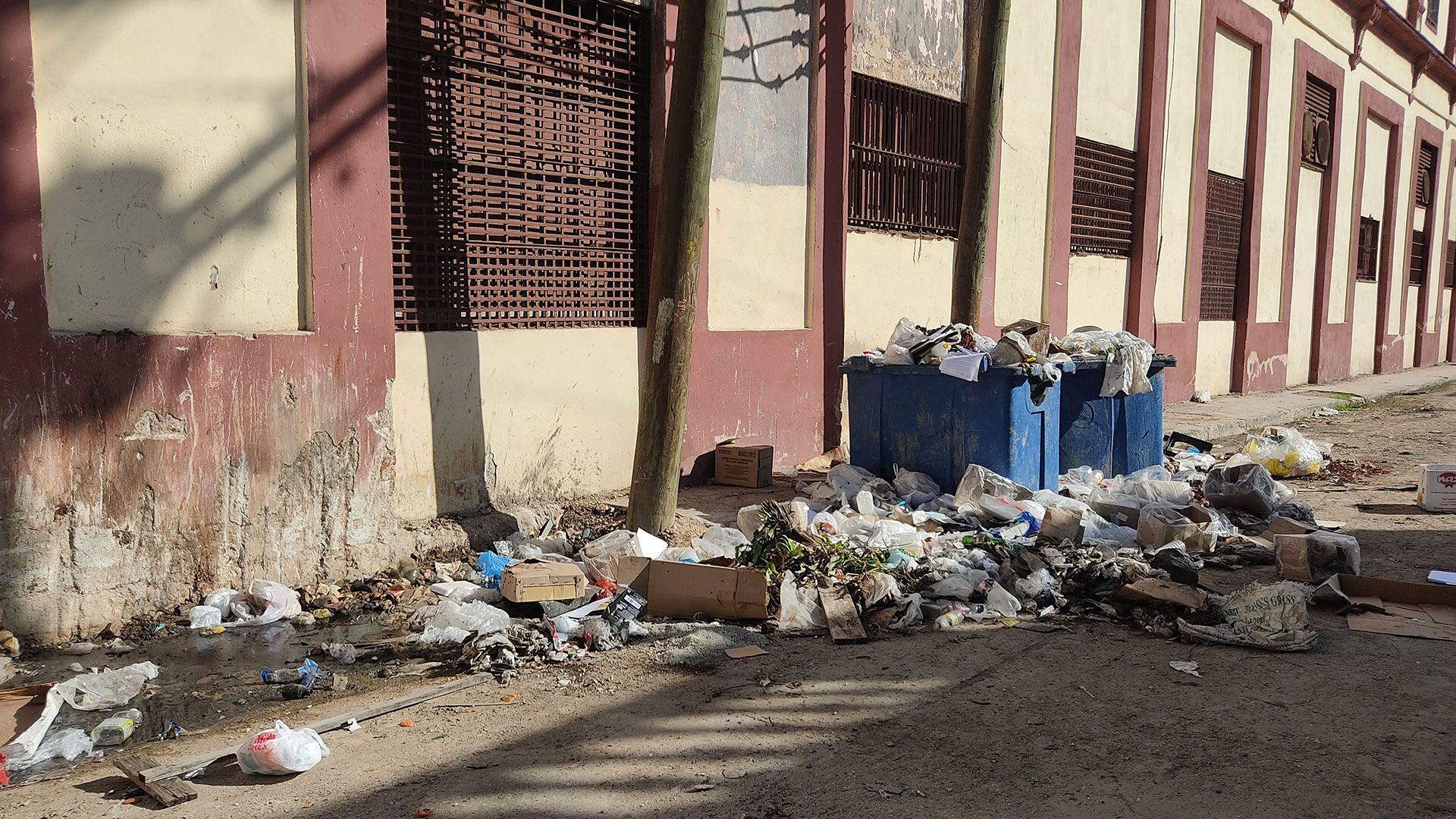 Acumulación de basura en La Habana