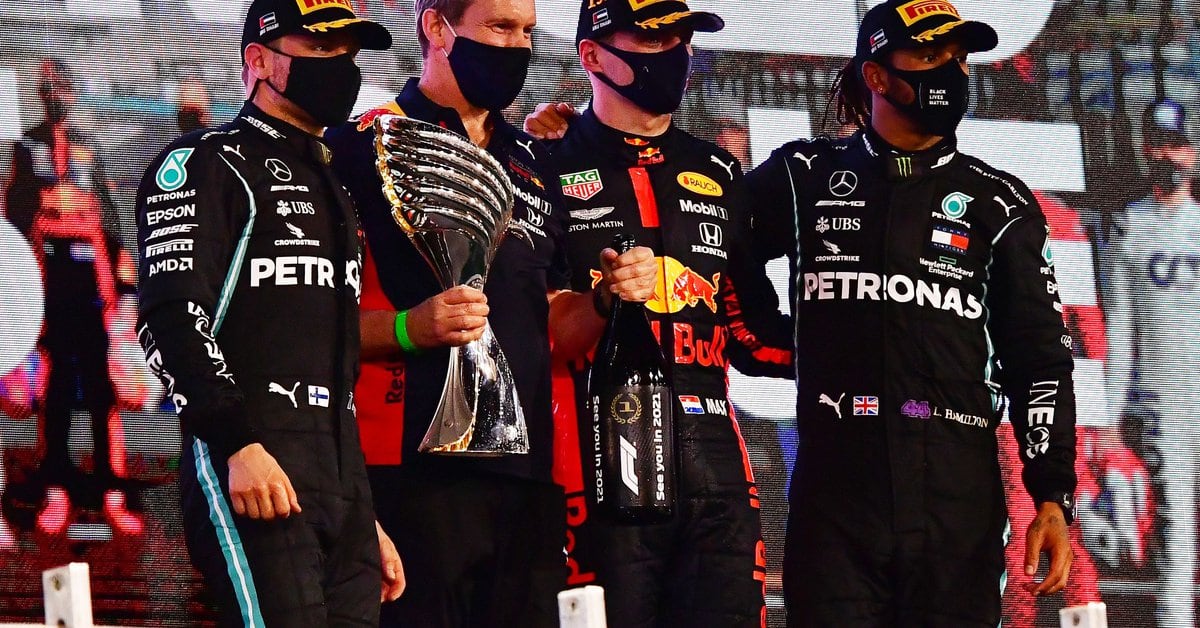 Max Verstappen ganó el GP de Abu Dhabi por delante de Lewis Hamilton en la última carrera de la temporada 2020 de Fórmula 1