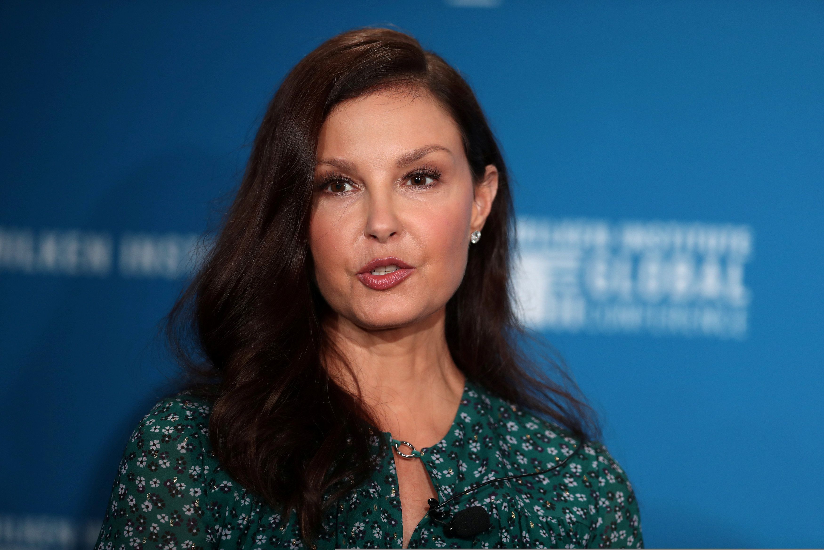 Ashley Judd reafirma su verdad y critica la decisión del tribunal, subrayando la persistente lucha contra el derecho masculino a los cuerpos femeninos (REUTERS/Lucy Nicholson)