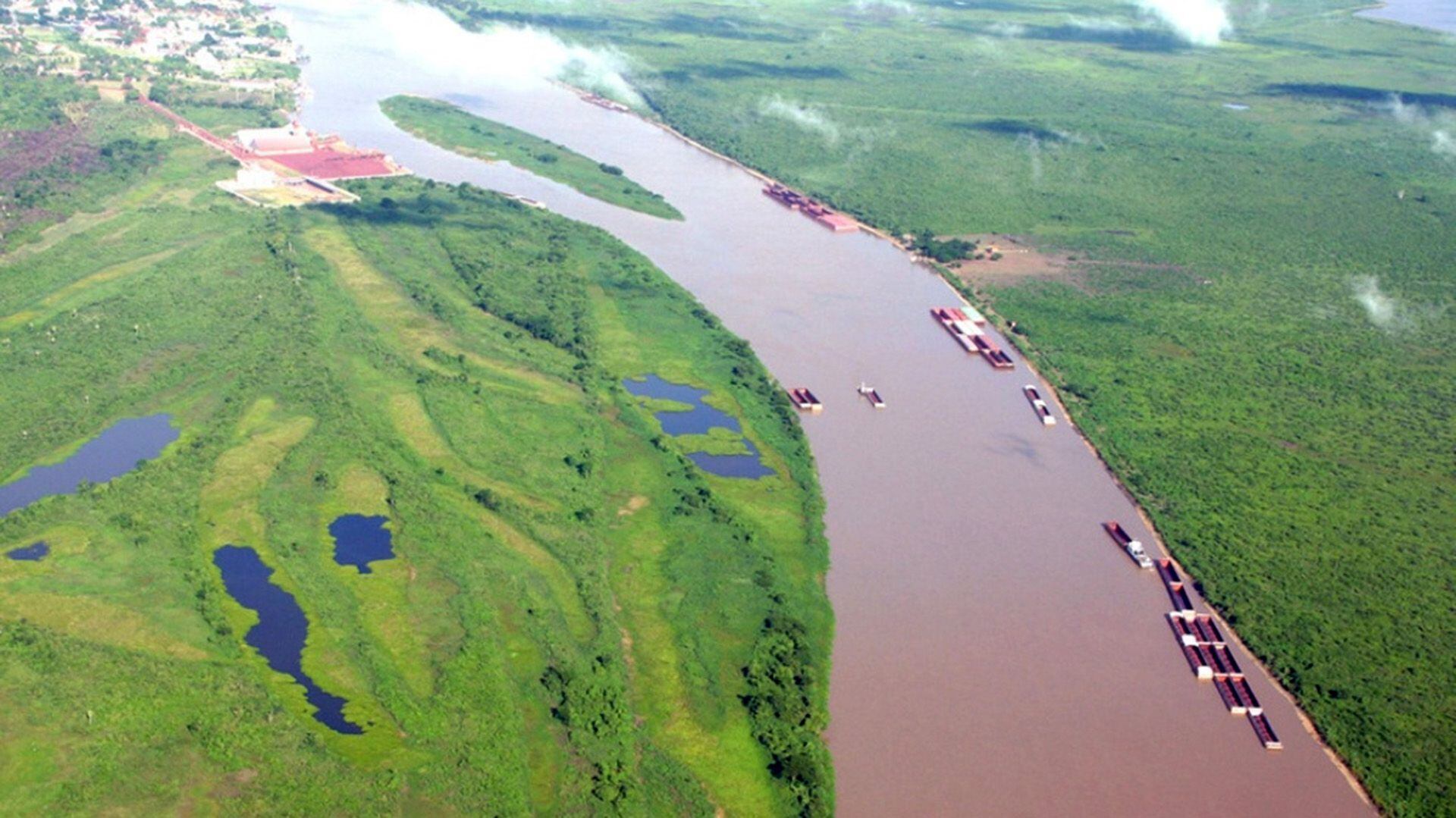 Paraguay transporta por la hidrovía millones de toneladas de soja, trigo, maíz, arroz y azúcar