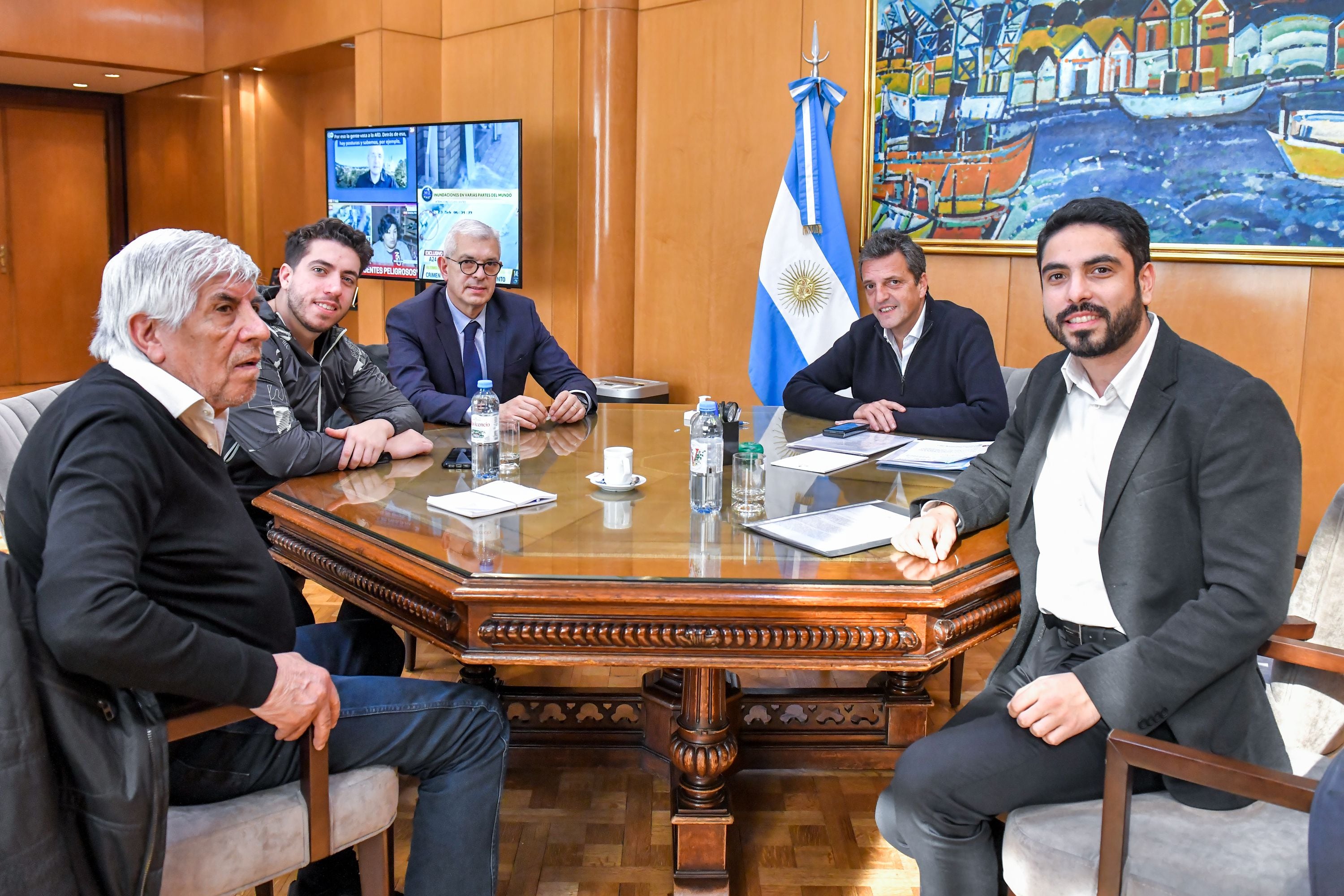 Sergio Massa se reunió con Hugo Moyano y sus hijos Hugo Jr. y Jerónimo