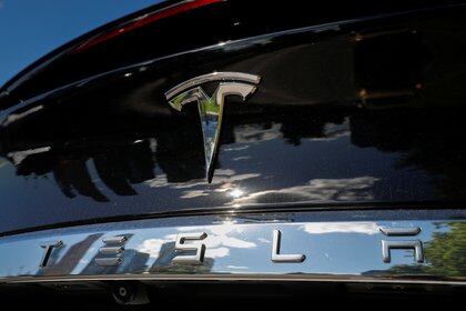 Tesla fue el gran ganador del día, con un aumento del 12,56% (REUTERS / Evgenia Novozhenina)