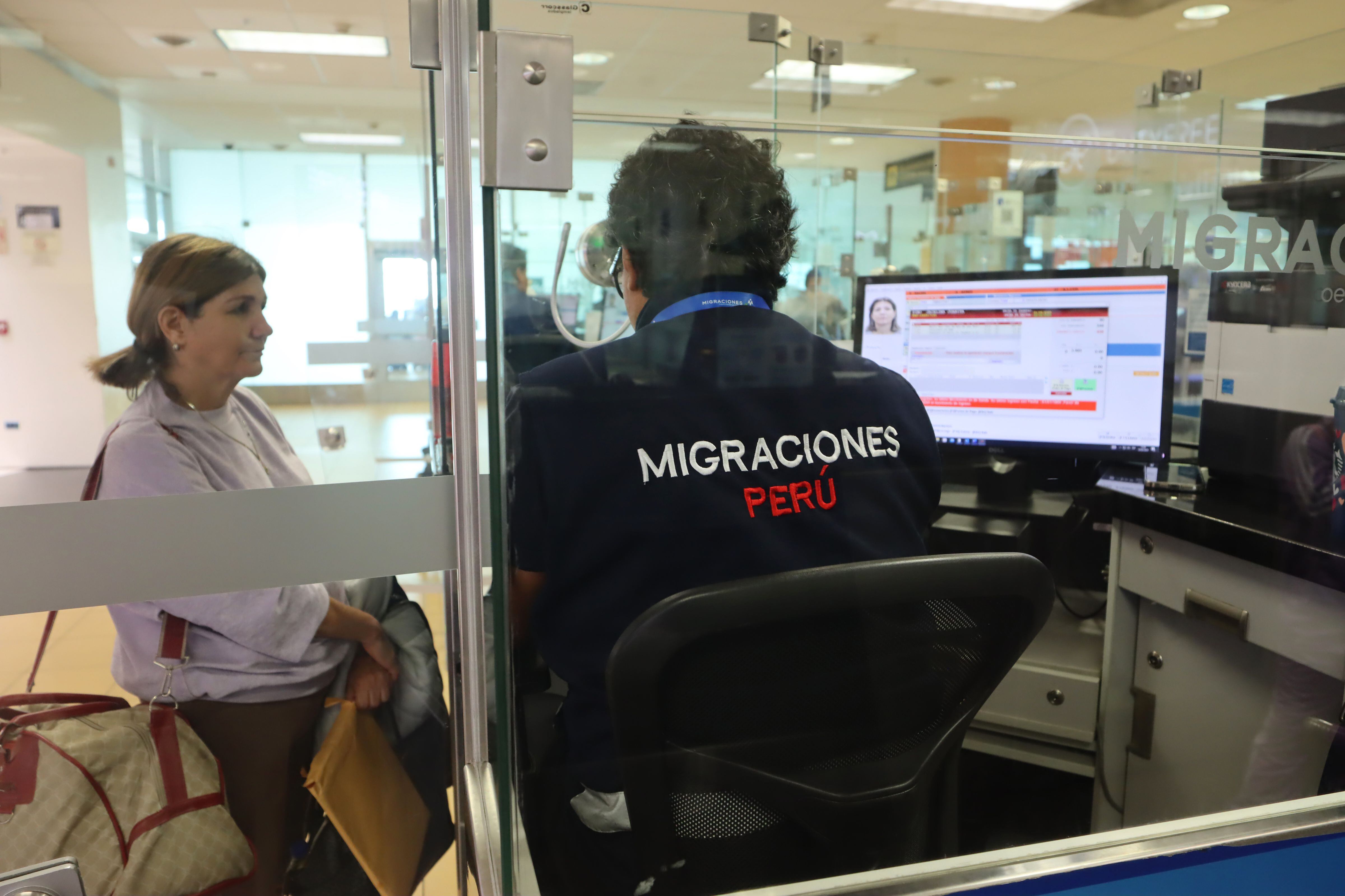 Migraciones prohíbe el ingreso a extranjeros en el aeropuerto Jorge Chávez. (Foto: Migraciones)
