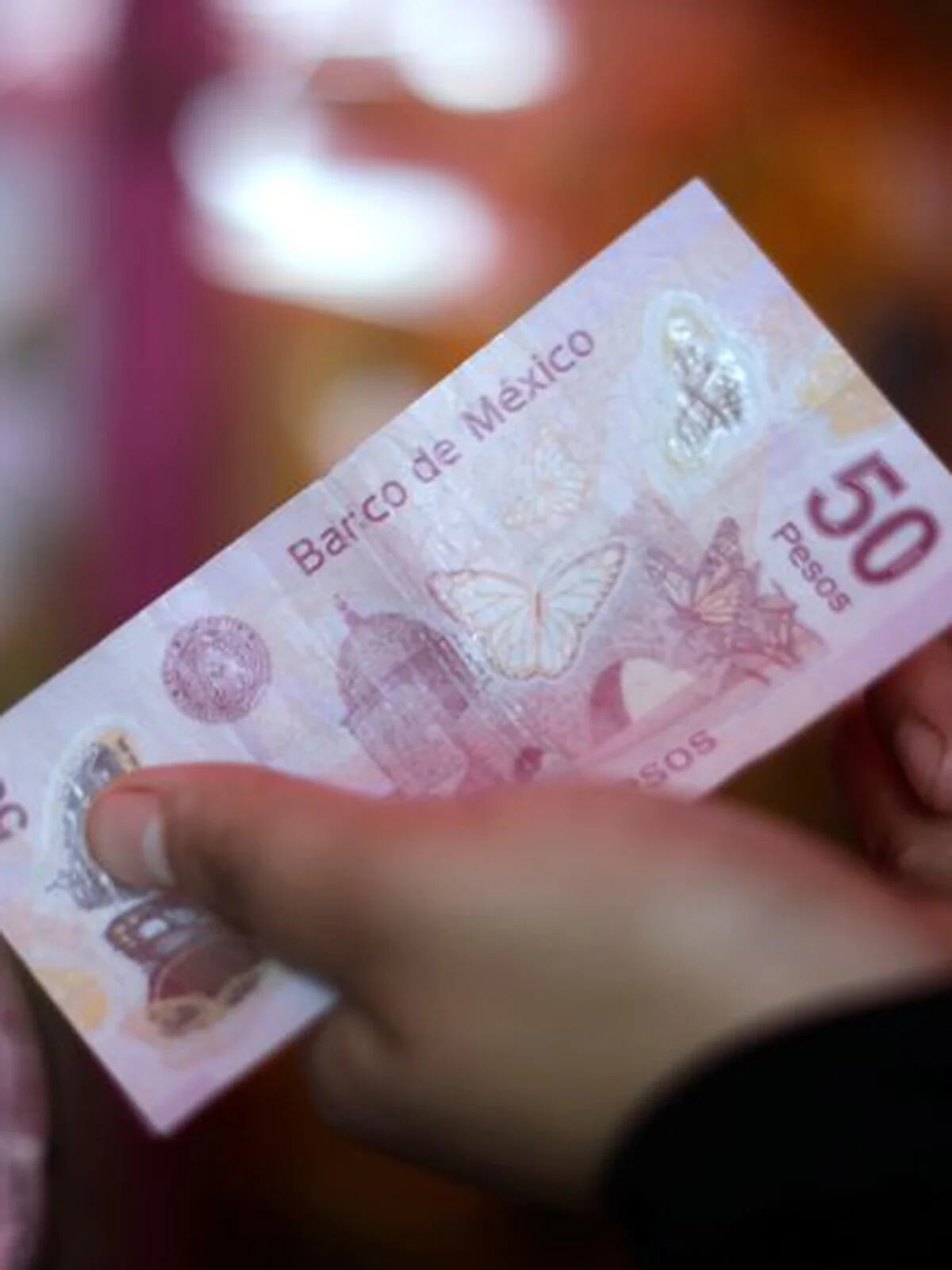 Que no te hagan 'tranza': Banxico dice si te sirven los plumones que  detectan billetes falsos – El Financiero