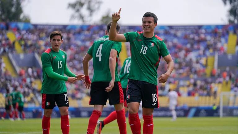 Chivas, único equipo mexicano que tiene la bendición de un Papa