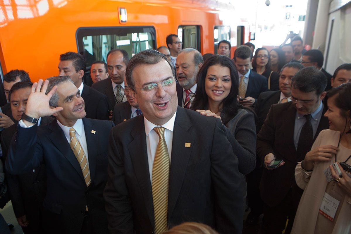 Marcelo Ebrard en la inauguración de la Línea 12 del Metro