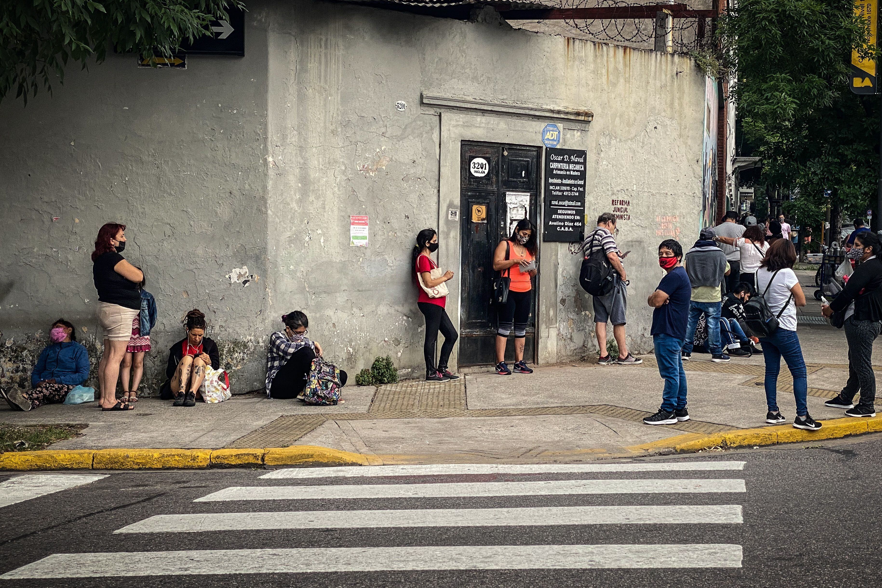 Los temas que impactan en el empleo no han sido tratados en la forma debida en razón de una excesiva politización electoralista (EFE)
