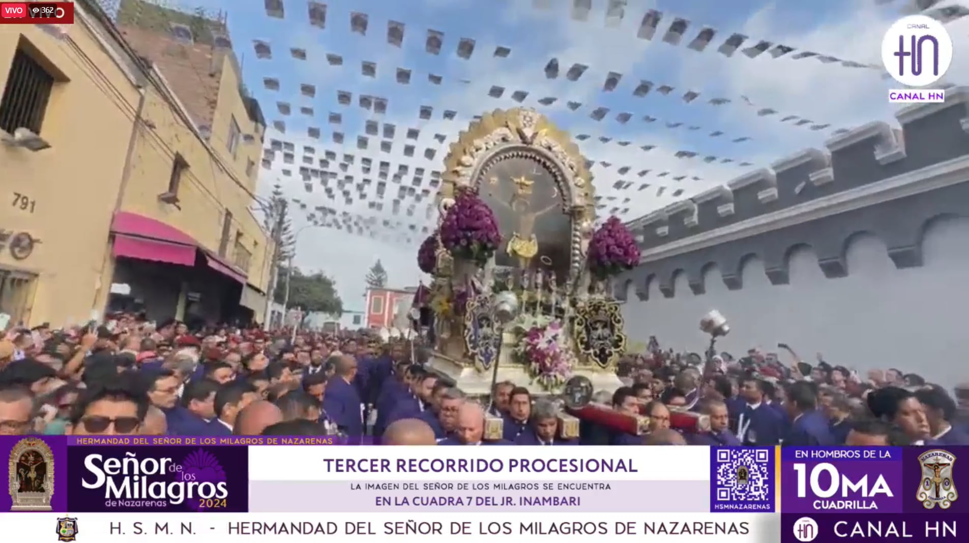 La imagen del Señor de los Milagros partió del histórico Monasterio de Santa Catalina, donde fue venerada por los fieles. | Canal HN