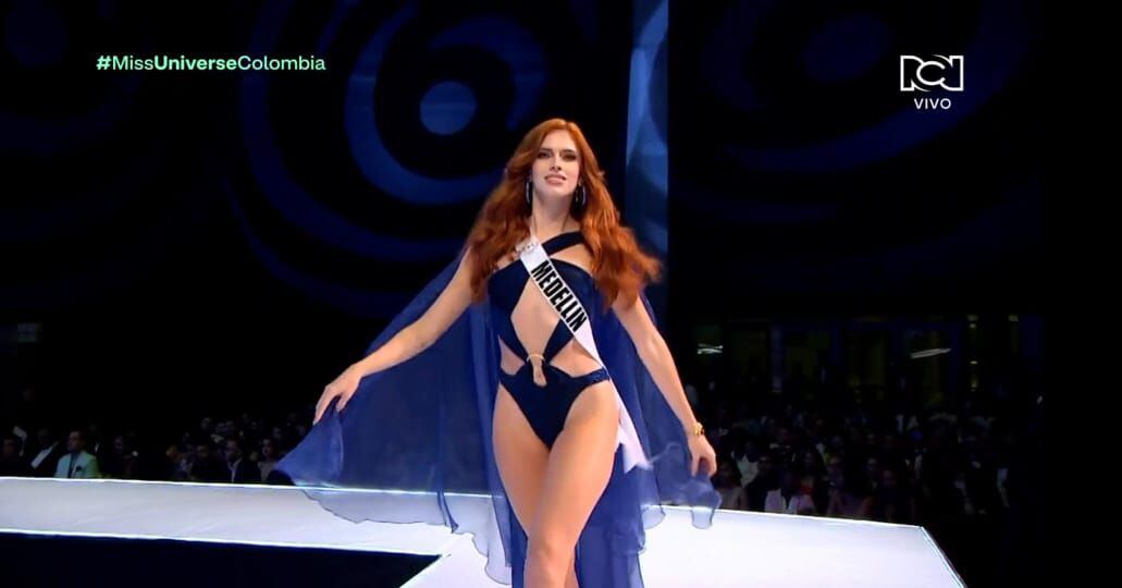 Desfile en traje de baño: Miss Universe Medellín - crédito RCN