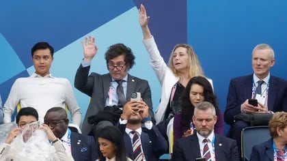 Tras su encuentro con Macron, Milei asiste a la ceremonia de apertura de los Juegos Olímpicos a orillas del Sena