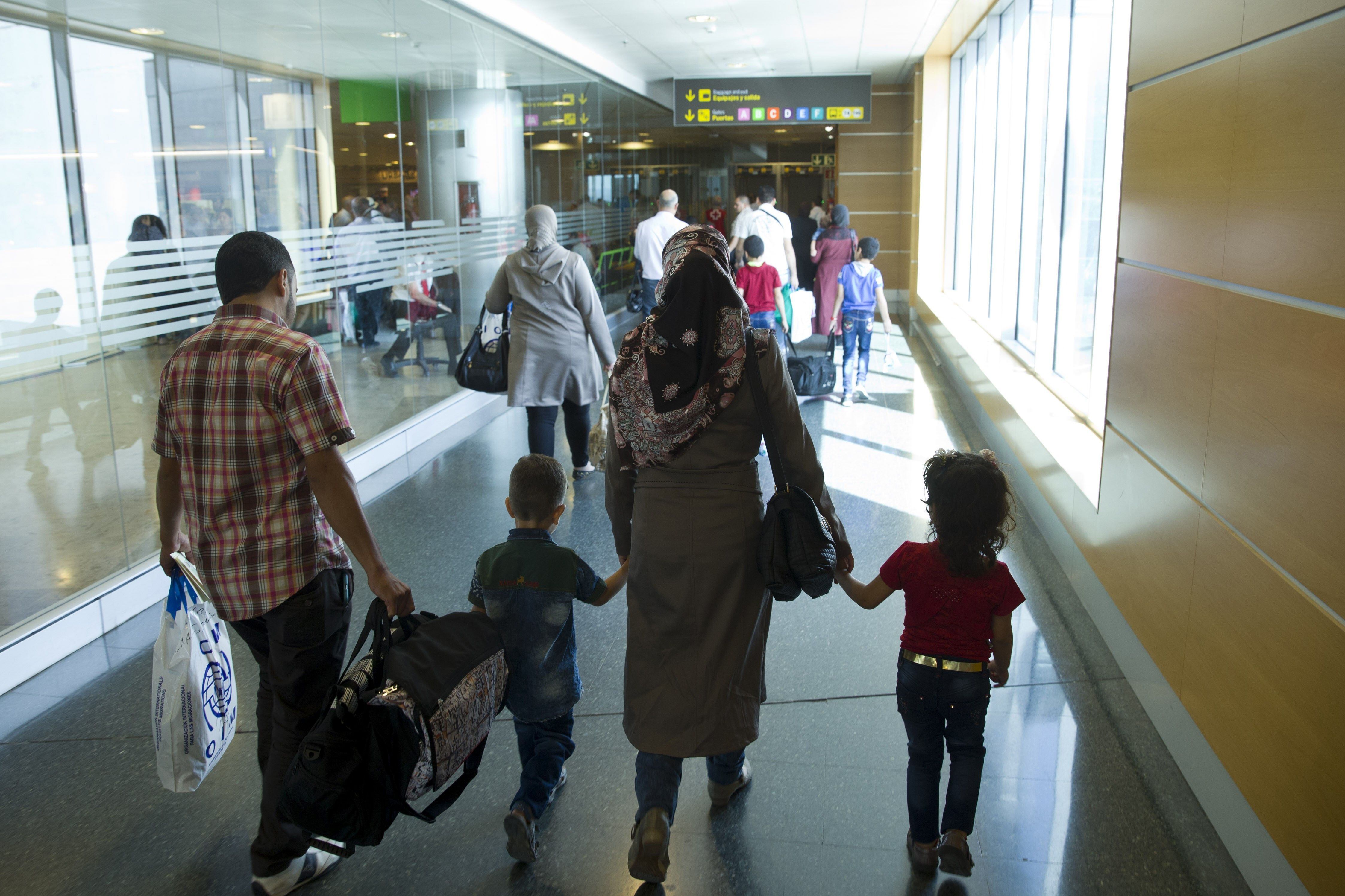 El número de solicitudes de asilo inunda el aeropuerto de Madrid Barajas.