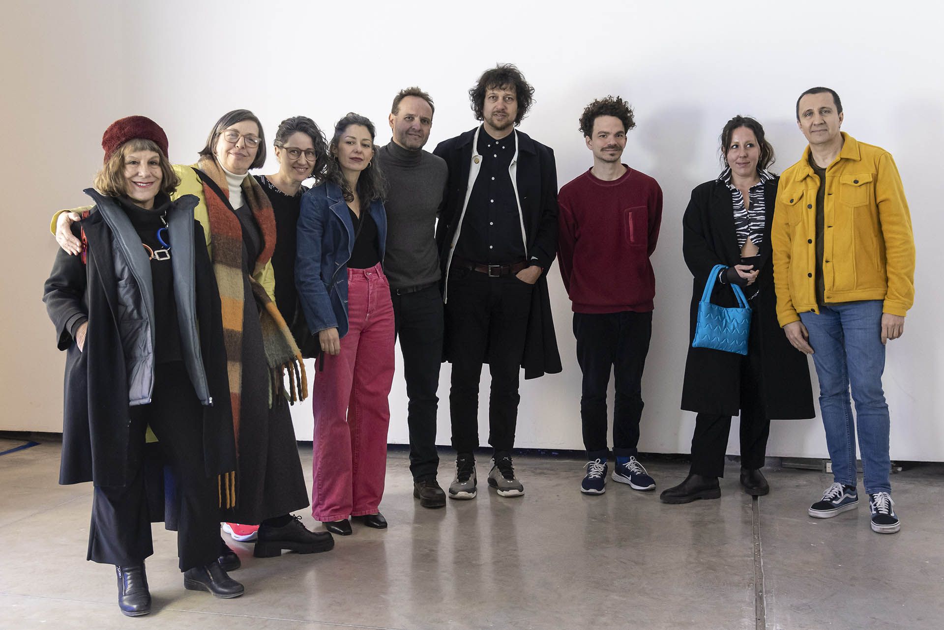 El curador Rodrigo Alonso traza un recorrido por 29 obras de quince artistas contemporáneos de nuestro país (Foto: Patricio Pidal)
