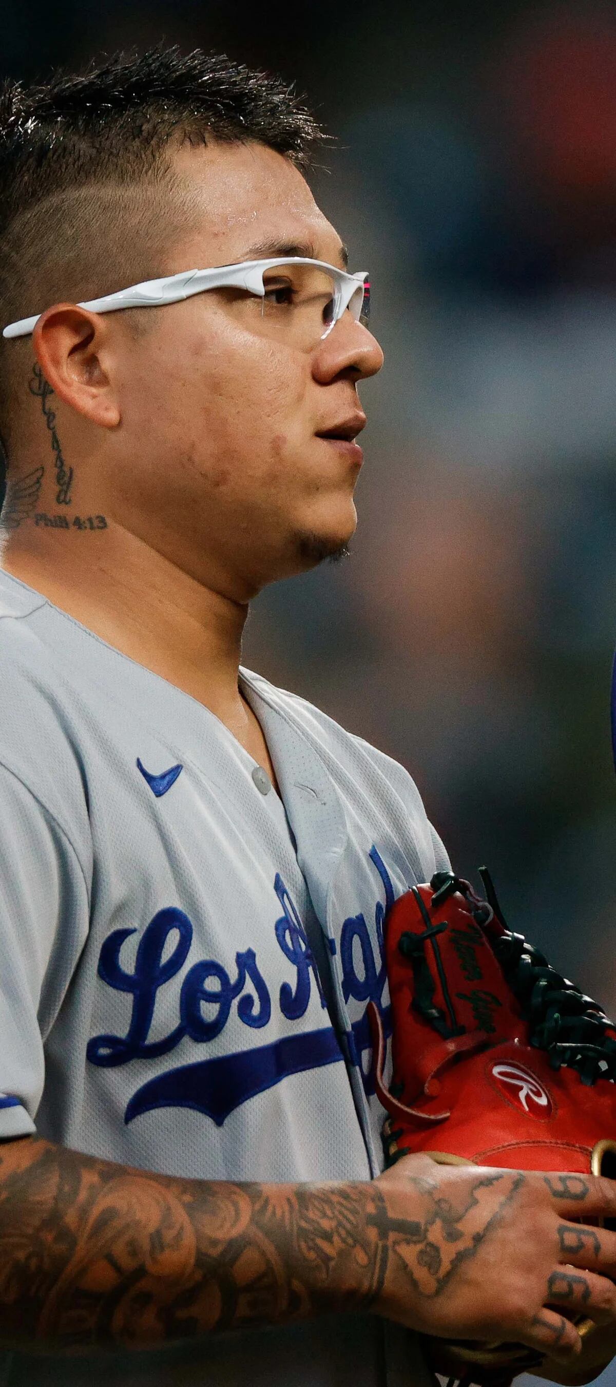 What is the meaning of Julio Urias's tattoos - Infobae