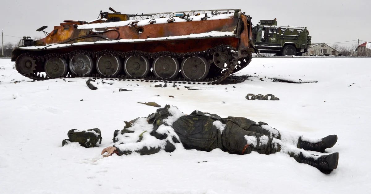 Gli Stati Uniti stimano che 6000 soldati russi siano stati uccisi in due settimane dall’invasione