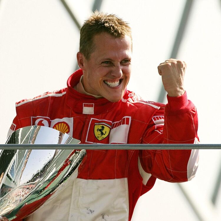 Michael Schumacher, siete veces campeón mundial de F1, se someterá a un tratamiento secreto (AFP)