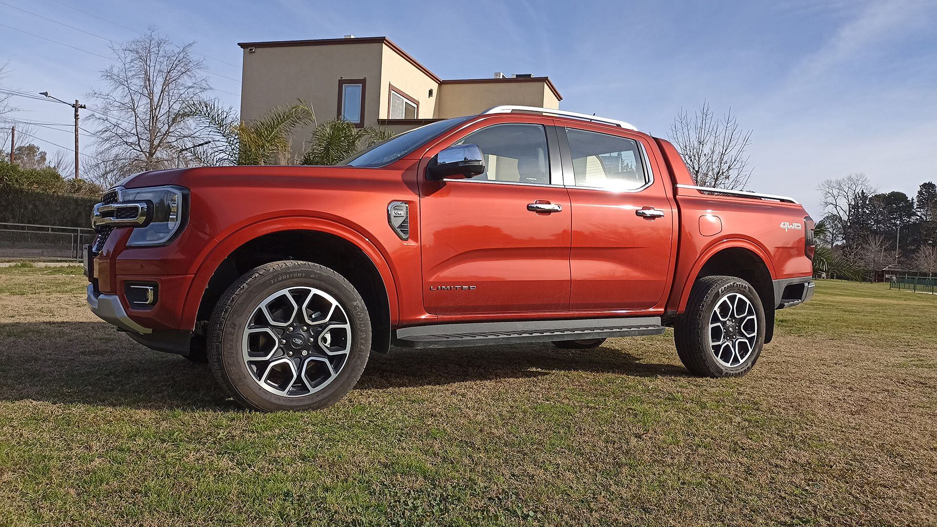 La Nueva Ford Ranger se comercializa en Argentina desde el mes de julio en 8 versiones que combinan todas las especificaciones 