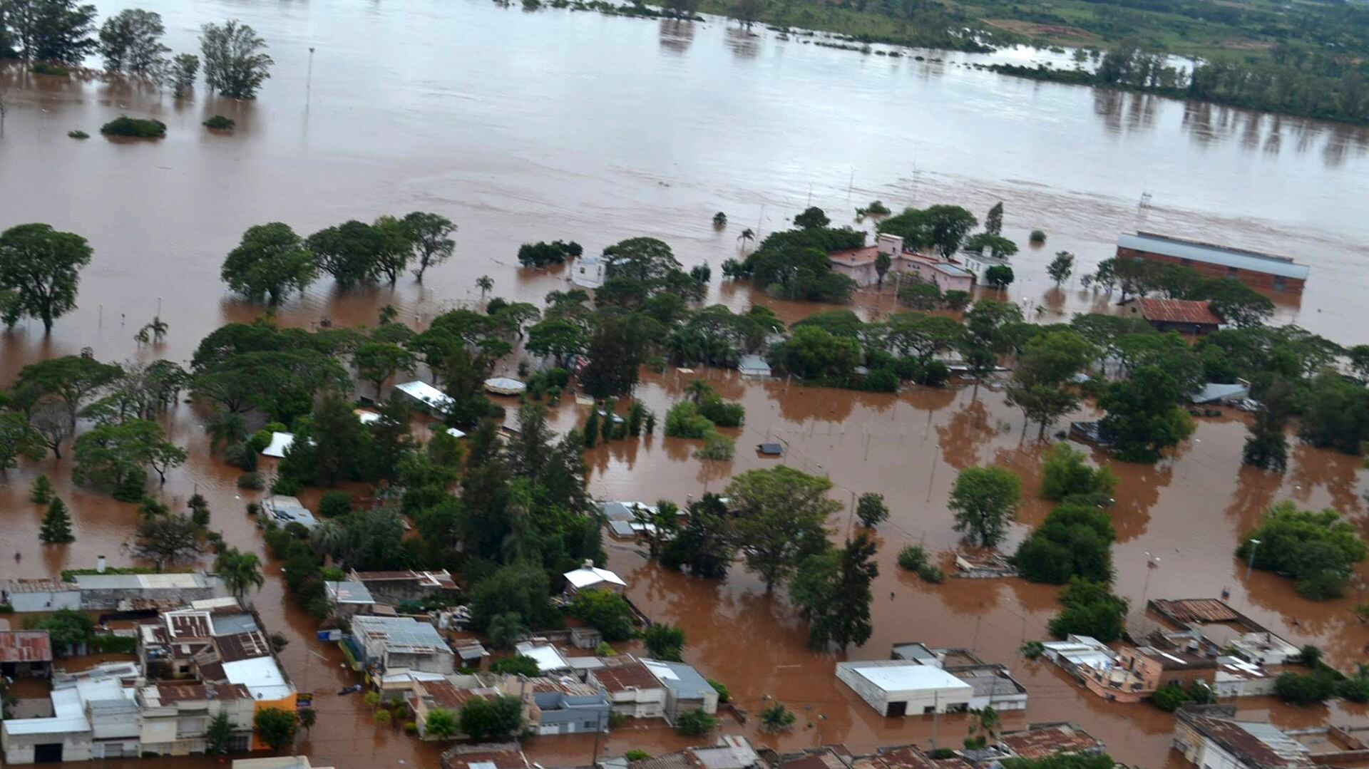 Desde 2014 están en vigencia en Argentina diferentes protocolos de gestión de información que especifican los pasos que deben seguir las diferentes instituciones públicas para la preparación para las emergencias como una inundación/Archivo