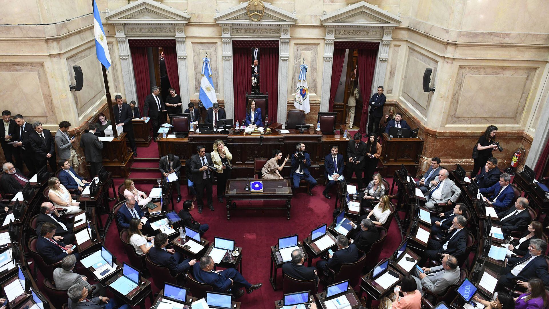 Sesión Pública Especial en el recinto del Senado de la Nación, en Buenos Aires, Argentina, el 13 de diciembre de 2023.  Fotos: /Comunicación Senado