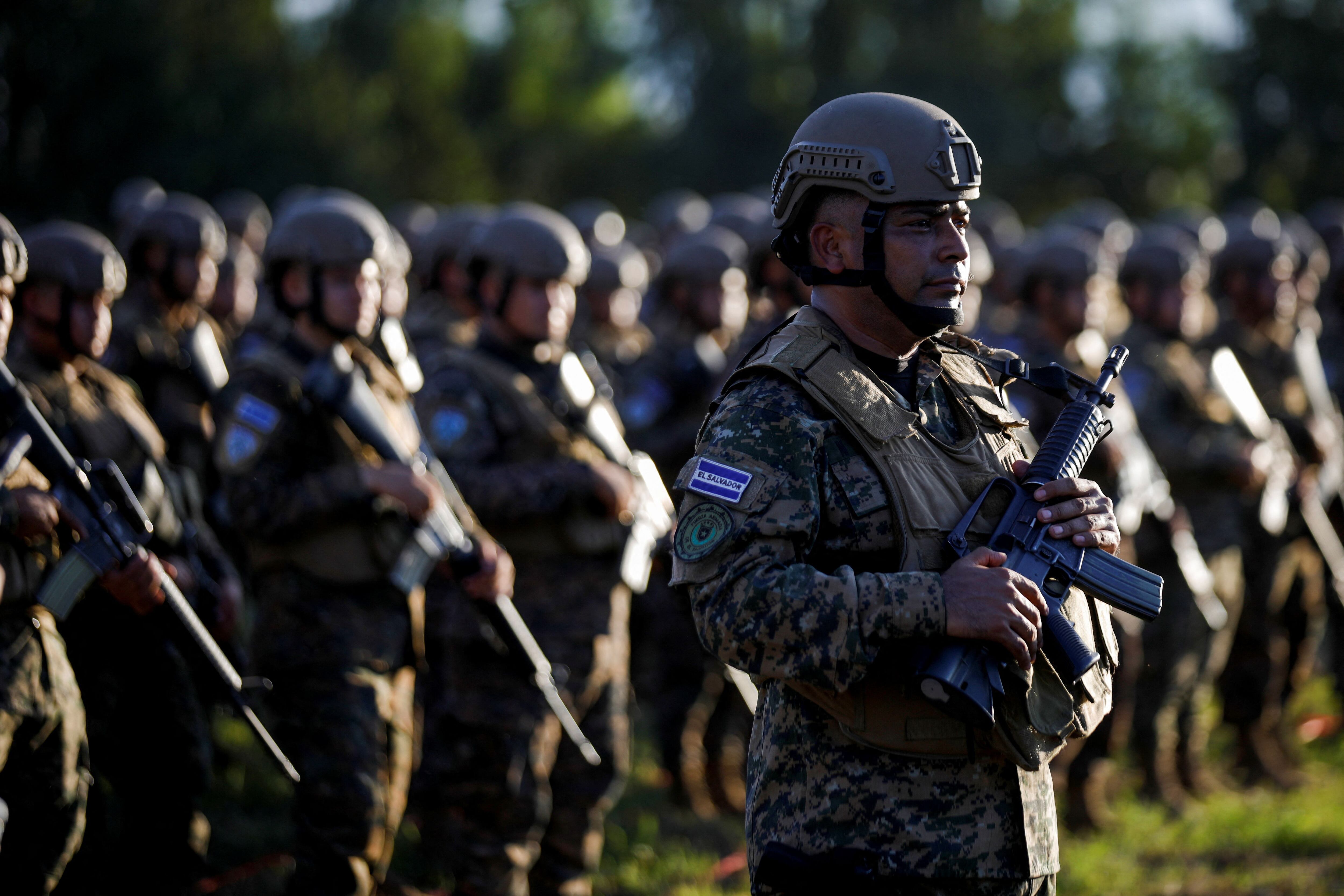 Salvadorean soldiers take part in a deployment ceremony for the fifth phase of the Territorial Control plan in San Juan Opico, El Salvador November 23, 2022. REUTERS/Jose Cabezas