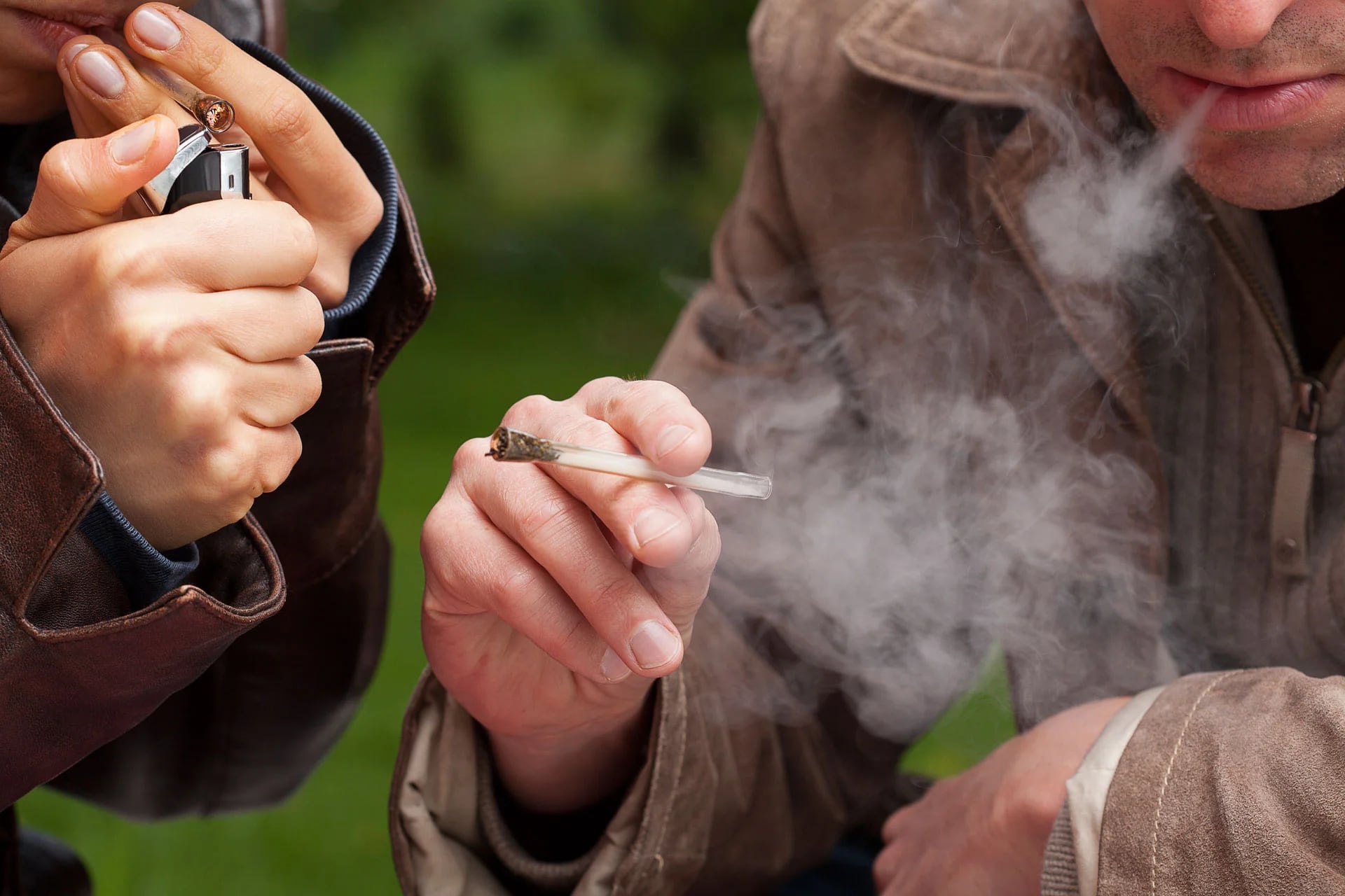 El consumo de marihuana está cada vez más presente en los jóvenes (iStock)