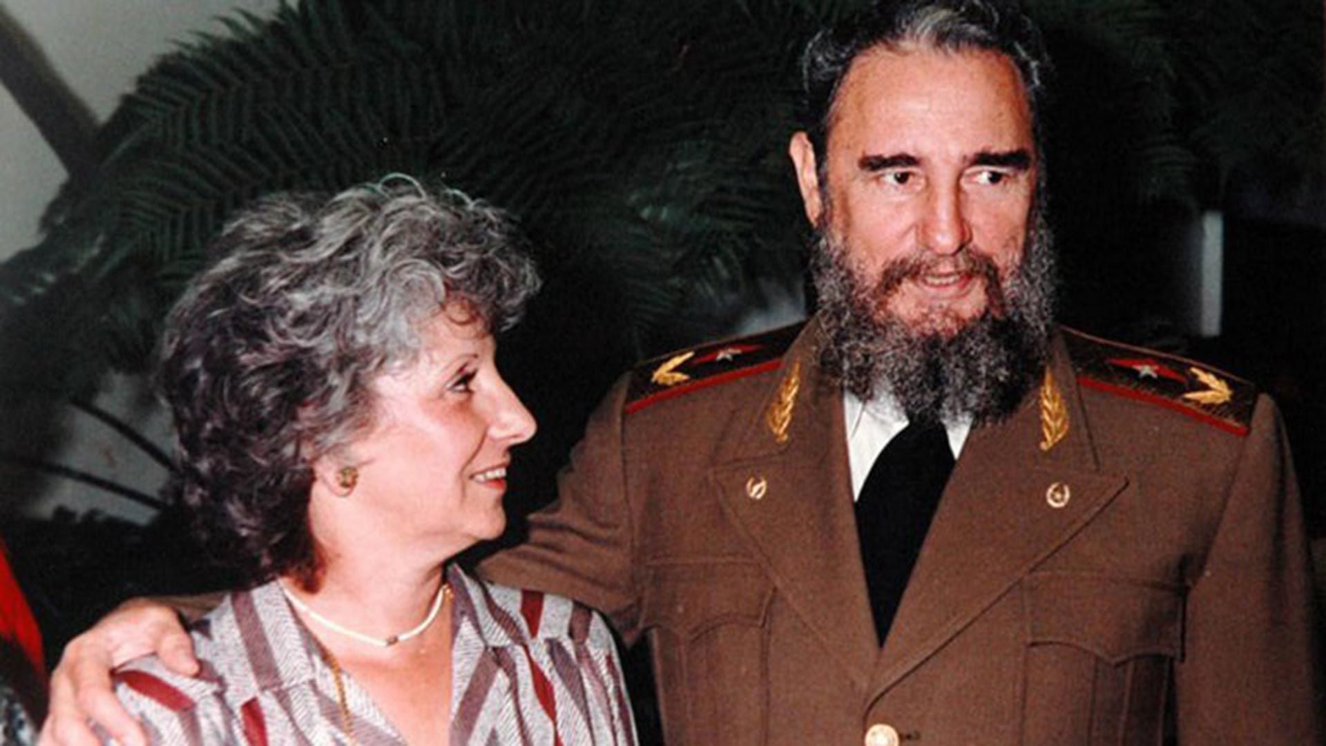 Carlotto durante uno de sus muchos encuentros con el líder de la revolución cubana, Fidel Castro