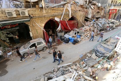 Fuentes de la gobernación de Beirut estimaban hace dos días los desaparecidos en un centenar (REUTERS/Aziz Taher)