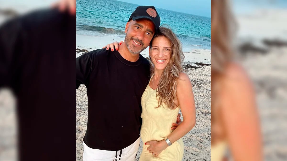 Fede Hoppe y Macarena Rinaldi anunciaron que serán padres por primera vez junto a una dulce postal: “Estamos emocionados”