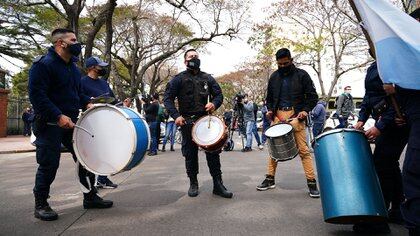 Protesta de la policía frente a la Quinta de Olivos (fotos: Franco Fafasuli)